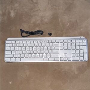 Logitech MC Key S White and Silver Wireless Keyboard